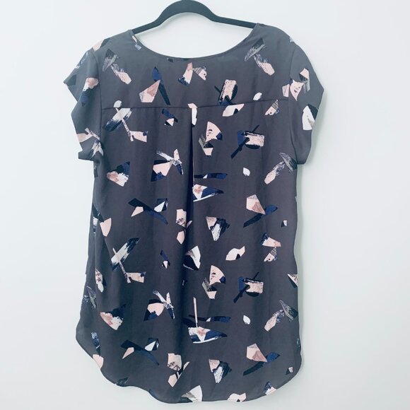 Reitmans Grey Blouse modern pattern Size XL - Picture 2 of 7